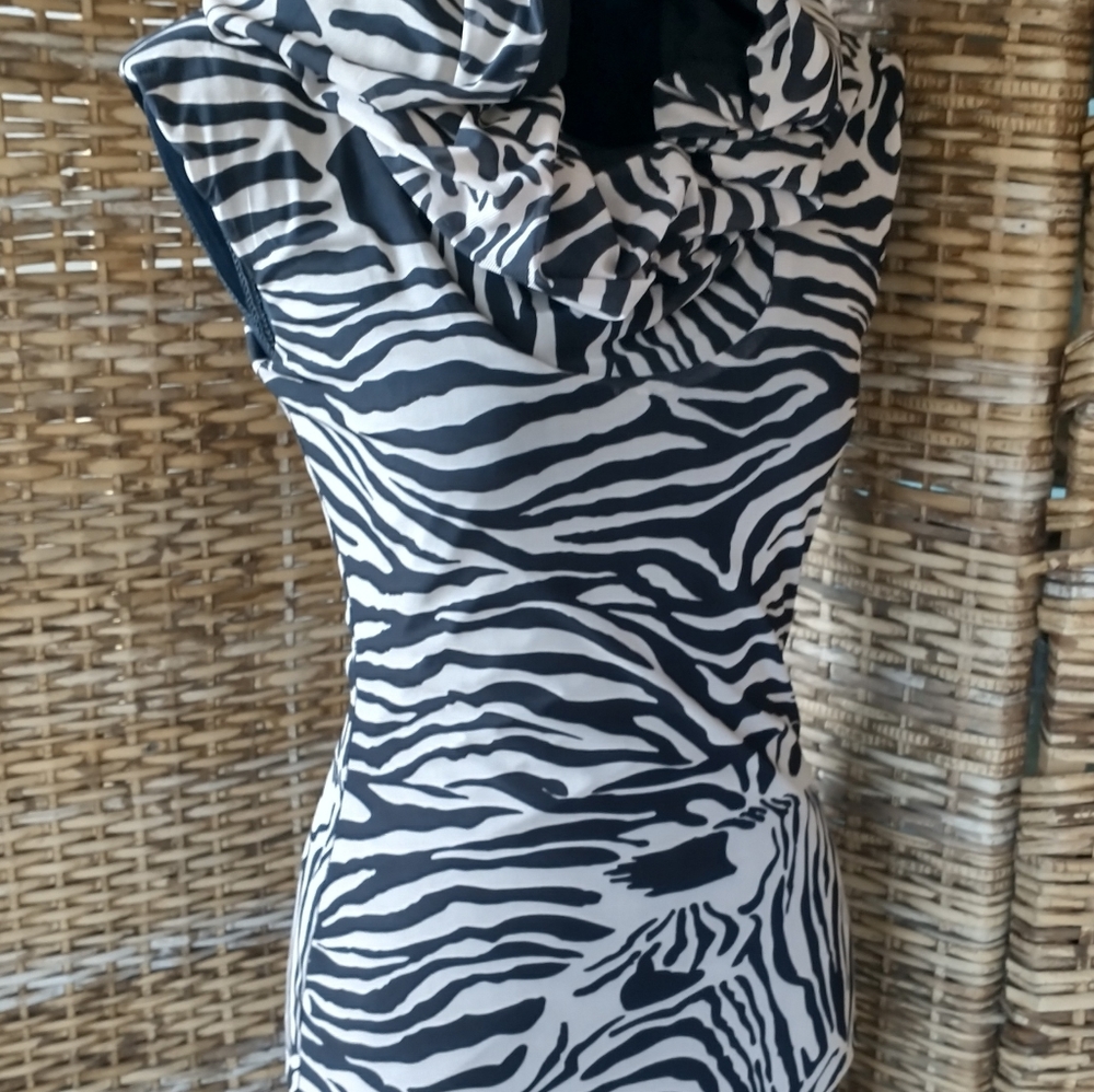 Dress zebra design